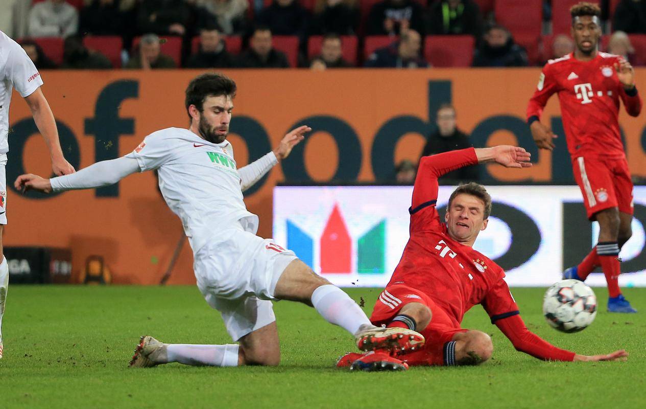 包含奥格斯堡主场大胜,士气高涨延续胜利势头的词条 包含奥格斯堡主场大胜,士气高涨延续胜利势头的词条