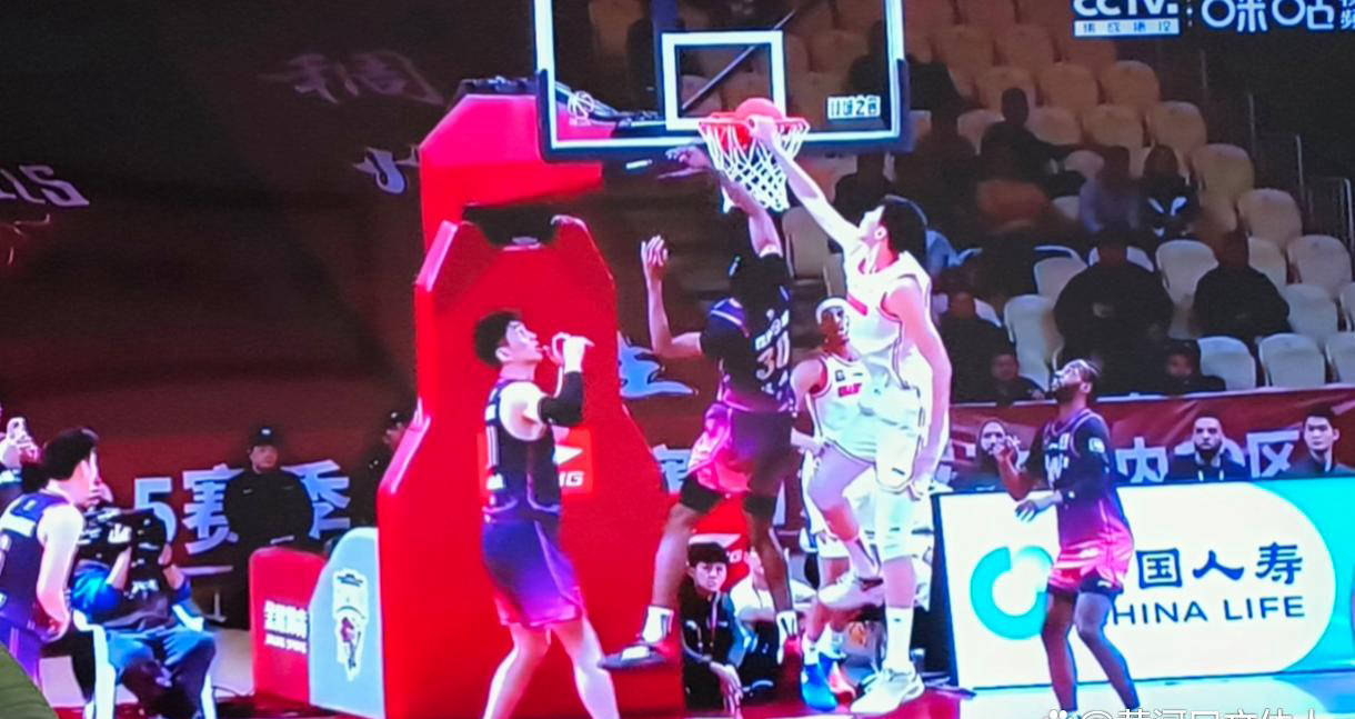 江苏男篮逆转浙江男篮,喜迎联赛首胜 江苏男篮逆转浙江男篮,喜迎联赛首胜