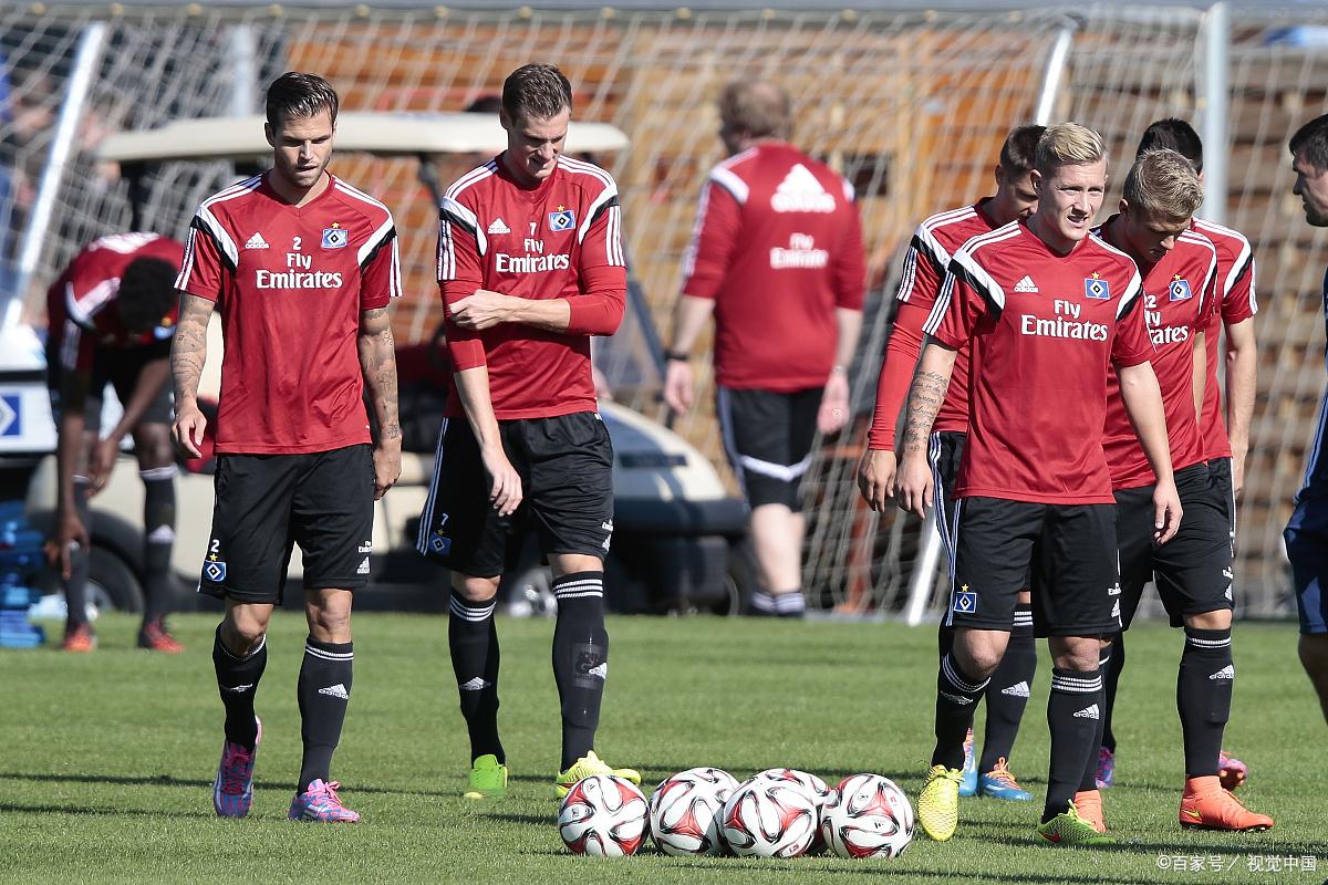 佛罗伦萨首次战胜对手,球队士气高涨 佛罗伦萨首次战胜对手,球队士气高涨