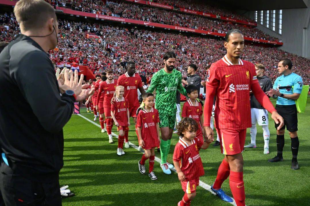 关于利物浦队长表现出色,率领国家队晋级欧锦赛的信息 关于利物浦队长表现出色,率领国家队晋级欧锦赛的信息