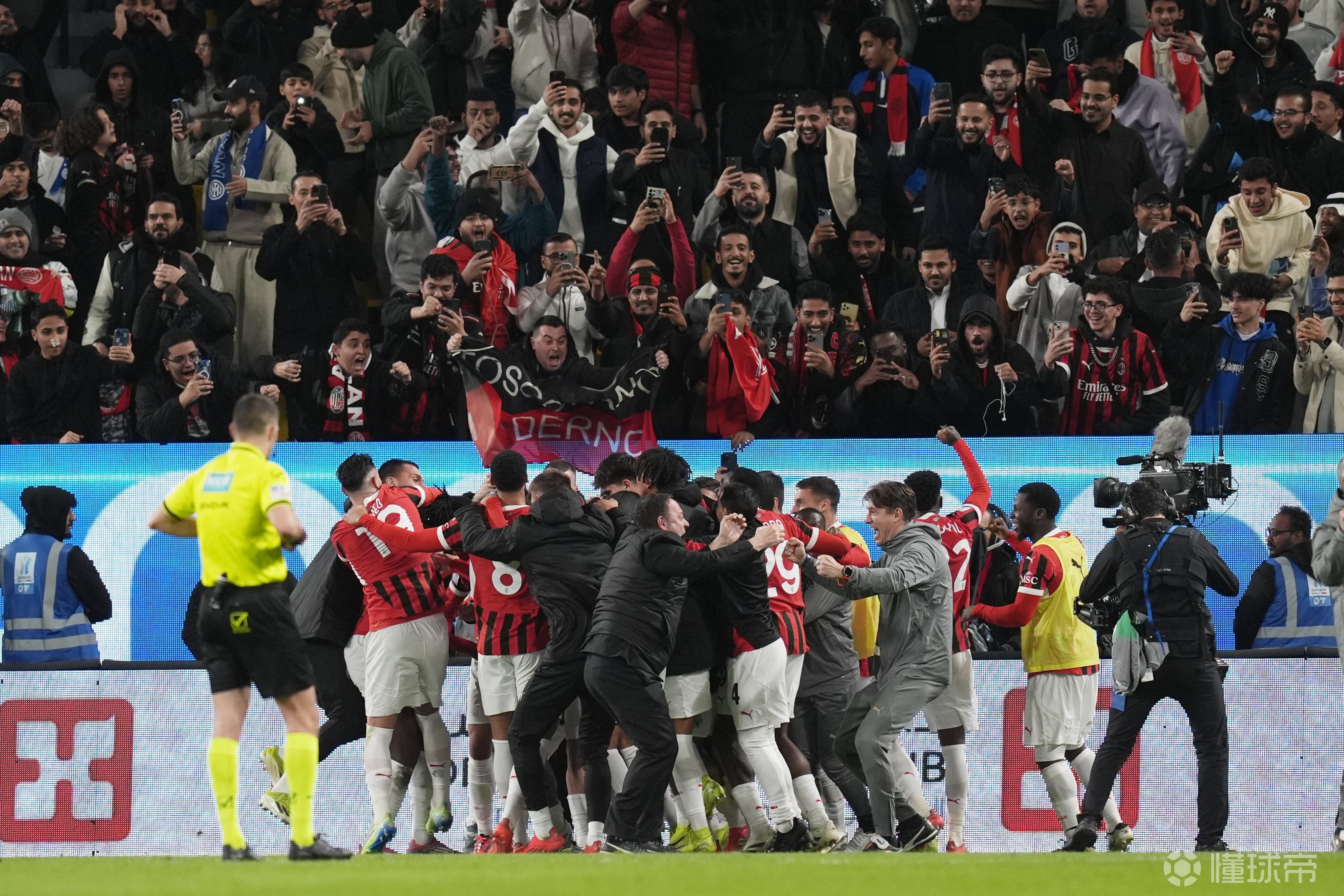 米兰德比再次上演,AC米兰击败国际米兰的简单介绍 米兰德比再次上演,AC米兰击败国际米兰的简单介绍