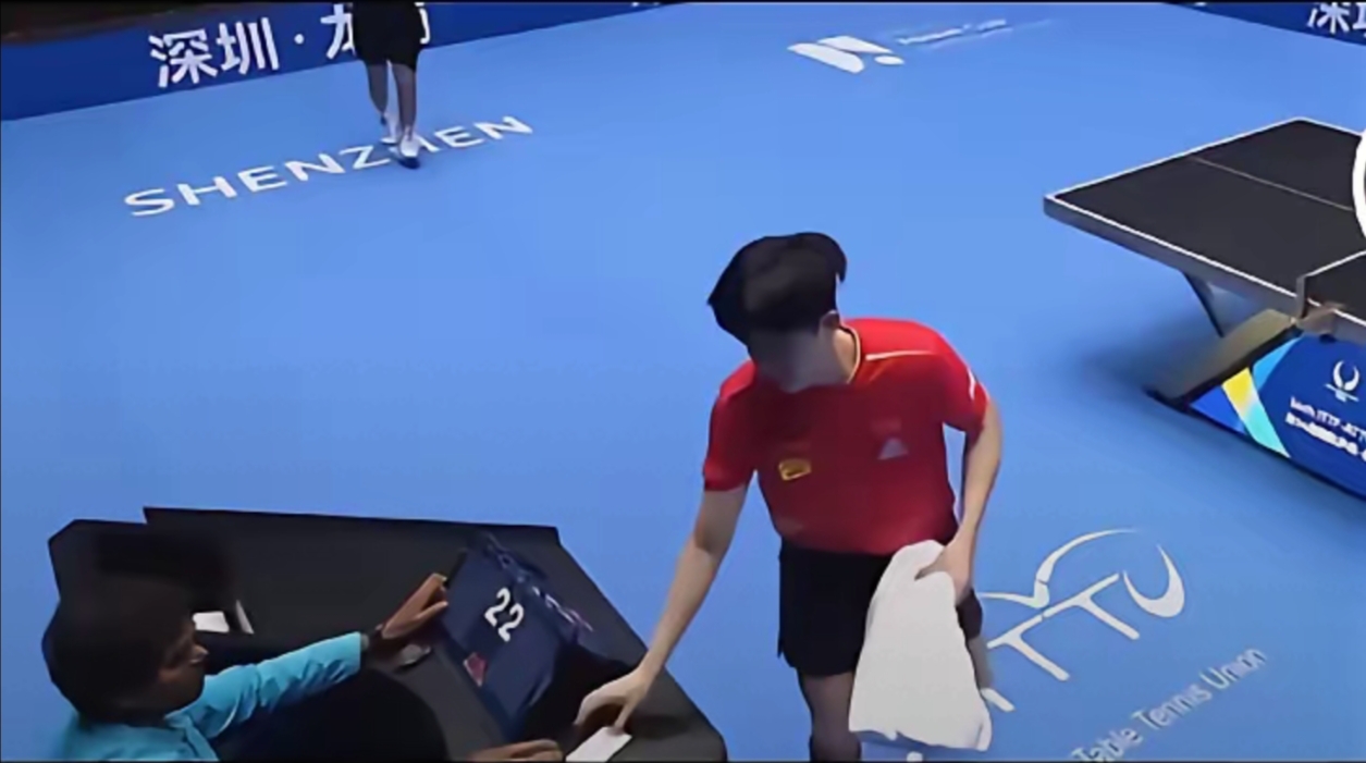 精彩对决引无数观众叫好,胜负难分的简单介绍 精彩对决引无数观众叫好,胜负难分的简单介绍