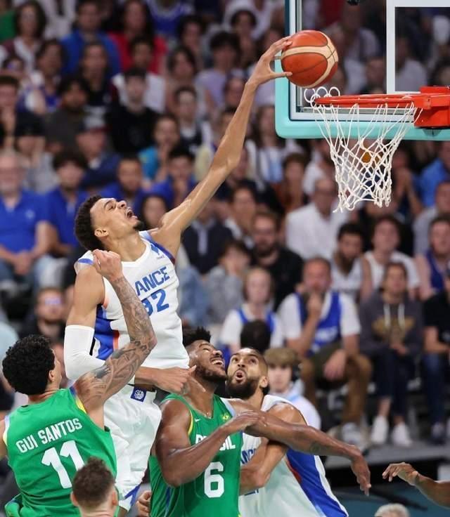 法国篮球联赛半决赛,马赛取得开门红 法国篮球联赛半决赛,马赛取得开门红