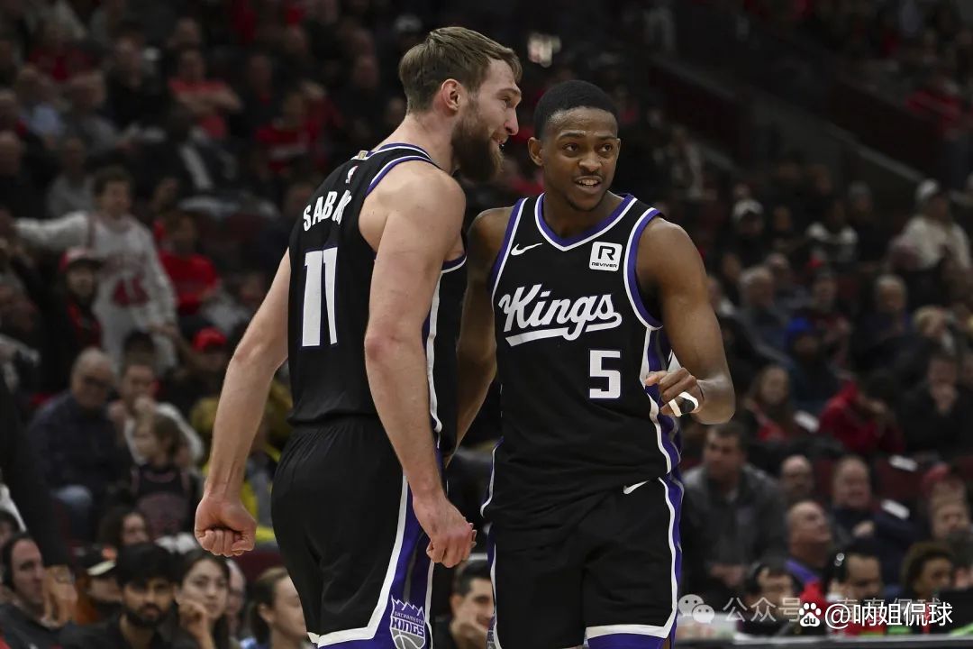 雄鹿客场大胜尼克斯,豪取七连胜 雄鹿客场大胜尼克斯,豪取七连胜