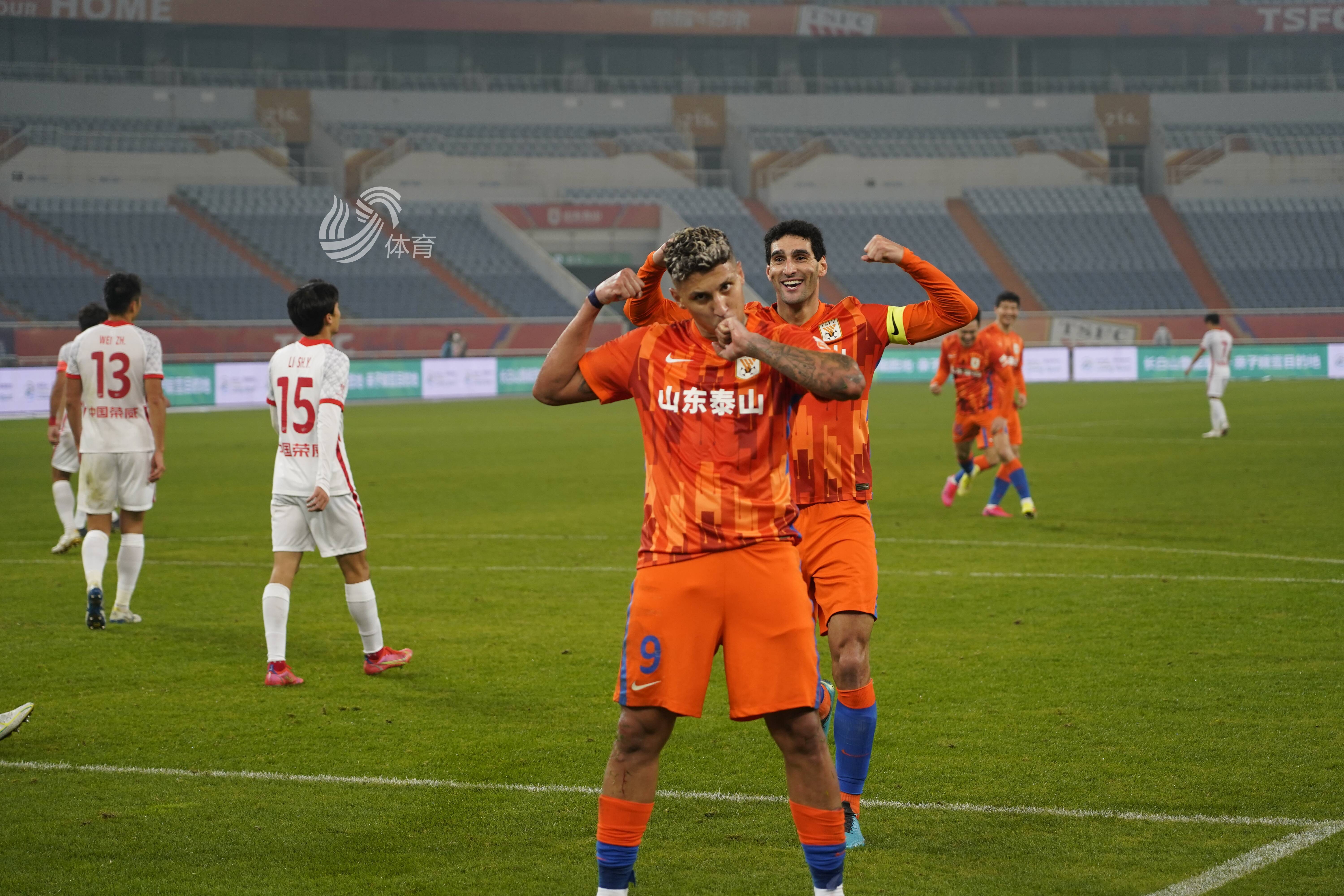 山东鲁能对阵大连一方,谁能占尽先机 山东鲁能对阵大连一方,谁能占尽先机