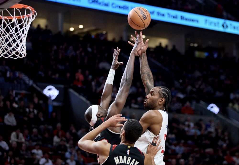 快船战胜开拓者,莱纳德上演绝杀,开拓者客场失利的简单介绍 快船战胜开拓者,莱纳德上演绝杀,开拓者客场失利的简单介绍