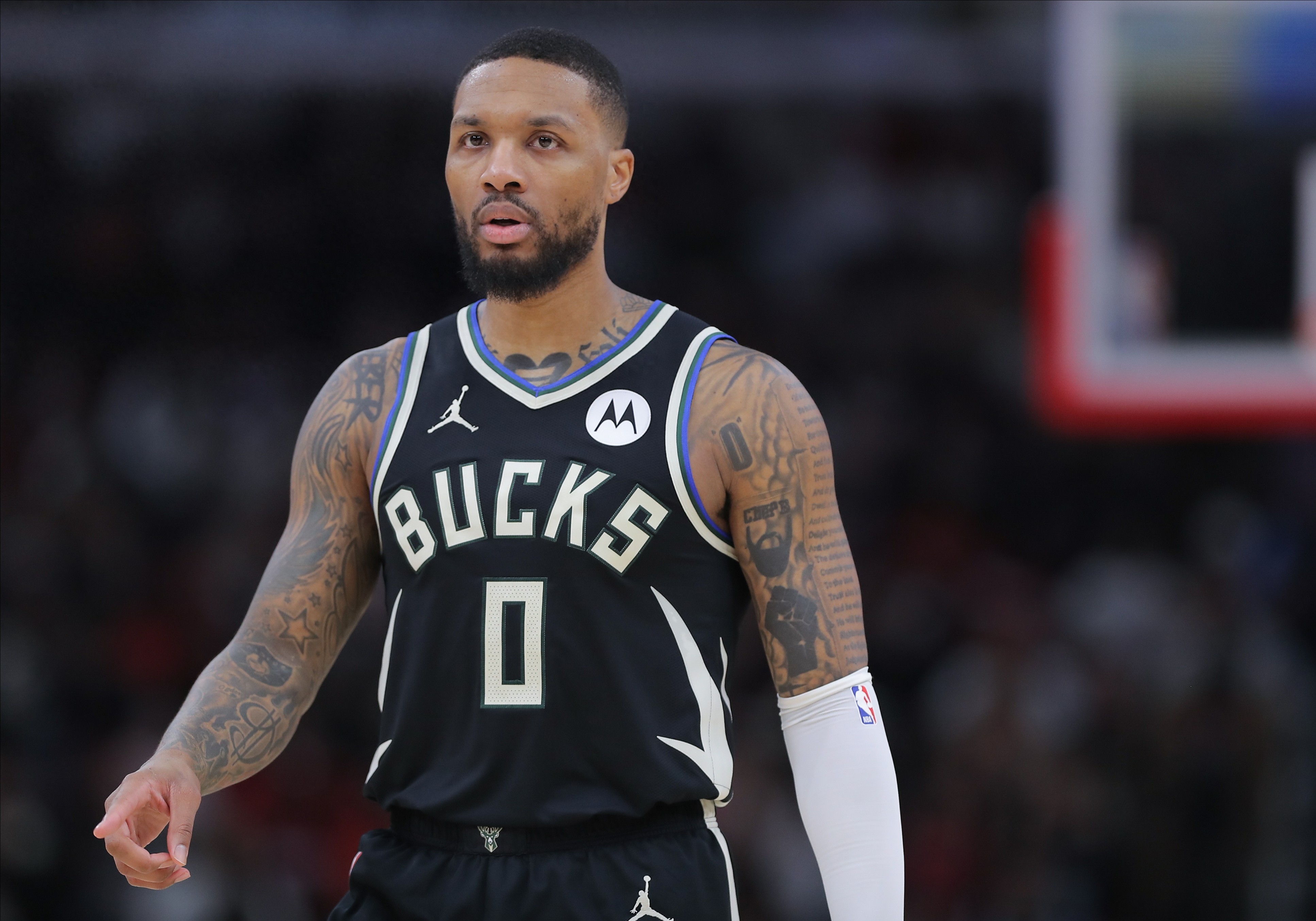 步行者横扫猛龙,利拉德关键制胜 步行者横扫猛龙,利拉德关键制胜