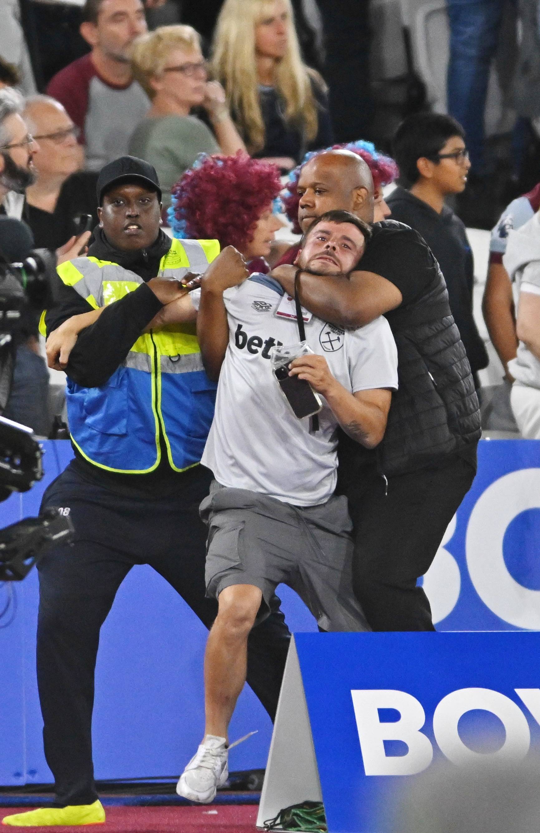 丹麦横扫切尔西,姆巴佩送出助攻 丹麦横扫切尔西,姆巴佩送出助攻