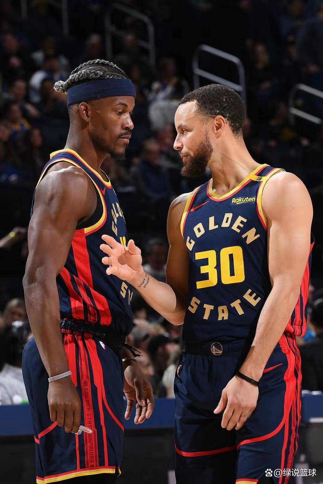 勇士B队碾压黄蜂,布克绝境逆转 勇士B队碾压黄蜂,布克绝境逆转