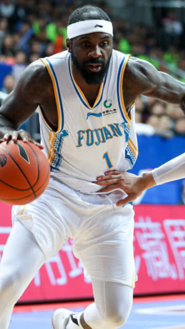 阿根廷男篮碾压雷霆,汉密尔顿三分雨点燃全场的简单介绍 阿根廷男篮碾压雷霆,汉密尔顿三分雨点燃全场的简单介绍