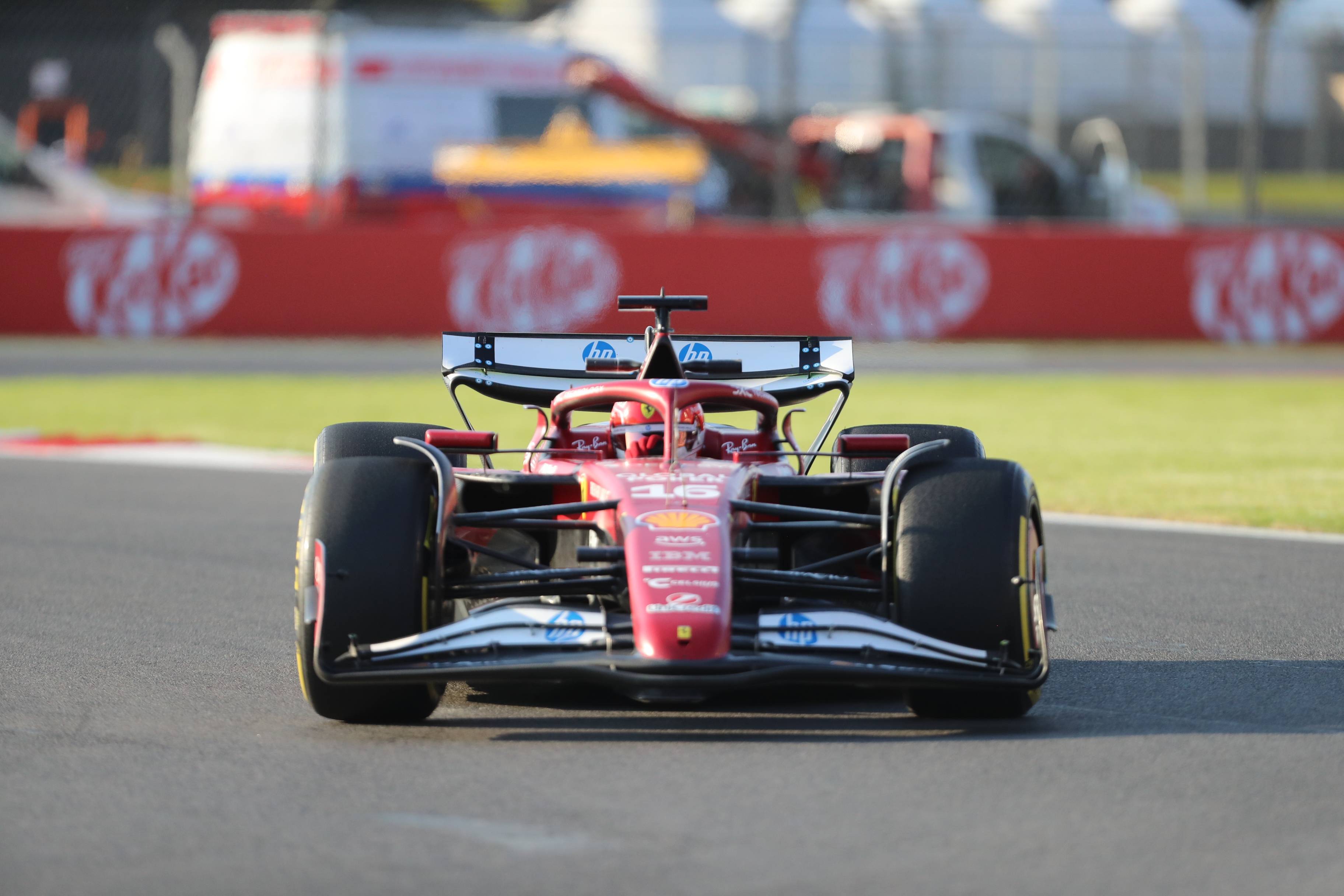 哈斯车队碾压红牛二队，勒克莱尔刷新纪录