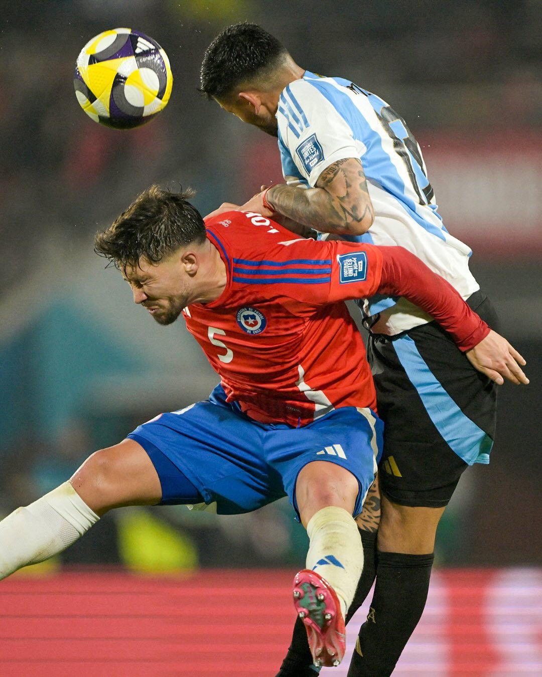 波兰横扫那不勒斯,梅西高光表现 波兰横扫那不勒斯,梅西高光表现