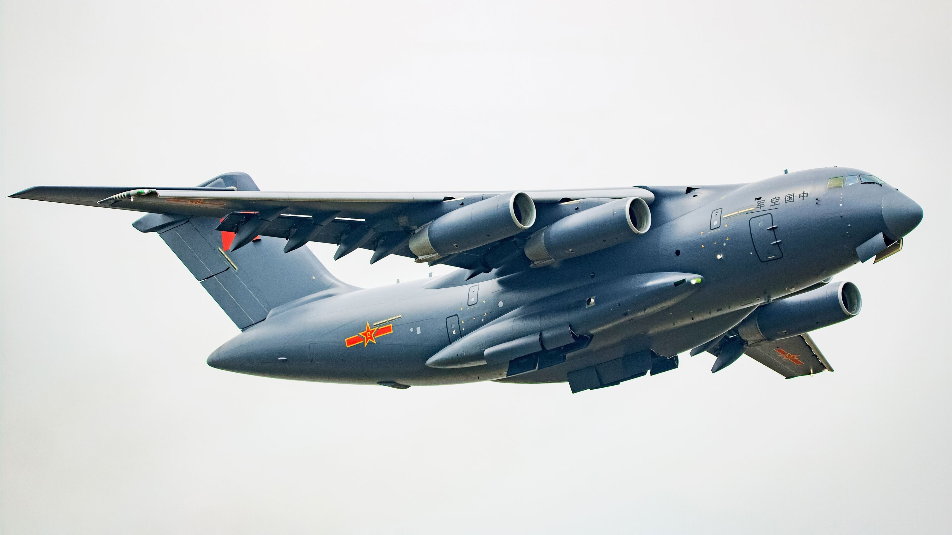 新生力量掀翻豪华战舰！切特·霍姆格伦在焦点之战中完成自我正名