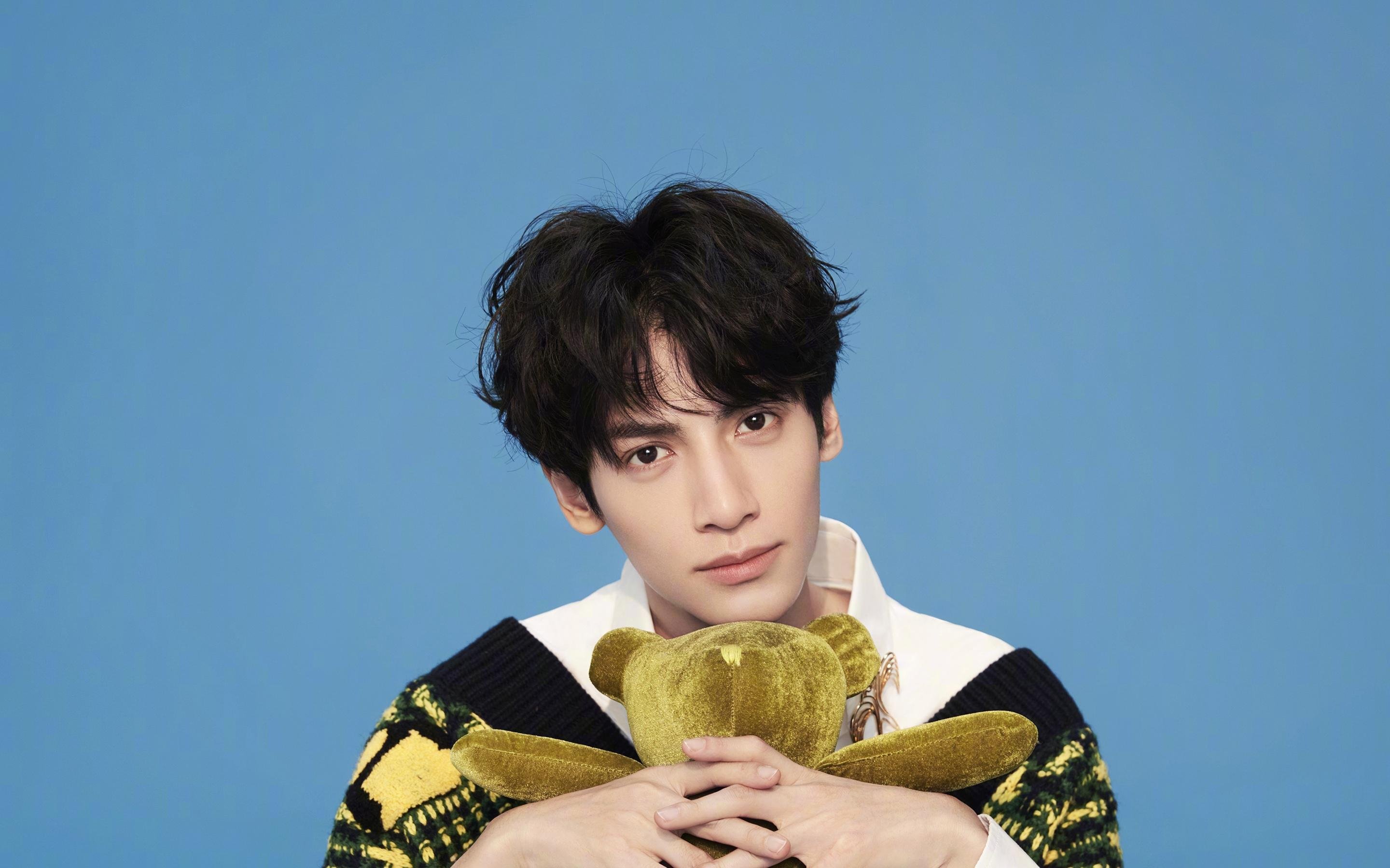 铁闸阿坎吉闪耀全场，中国队险胜塞内加尔迎生机