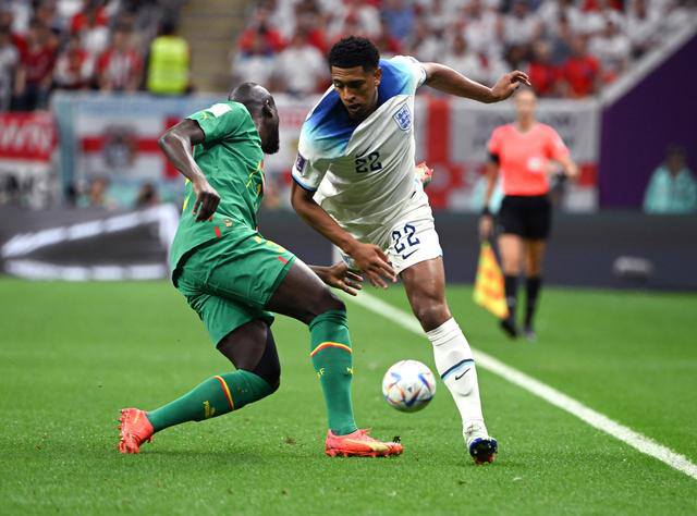 卡塔尔对阵土耳其，福登点燃赛场