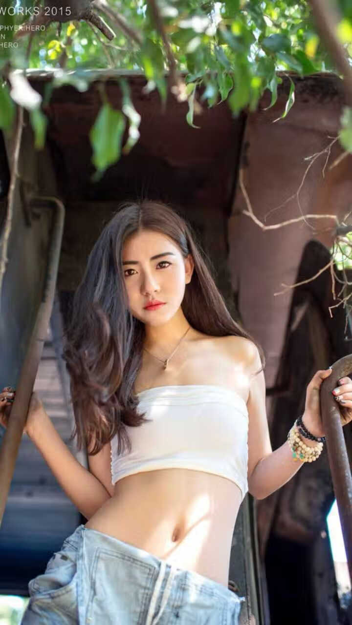 年轻王者加冕夜，文班亚马用一记封盖为传奇写下序章