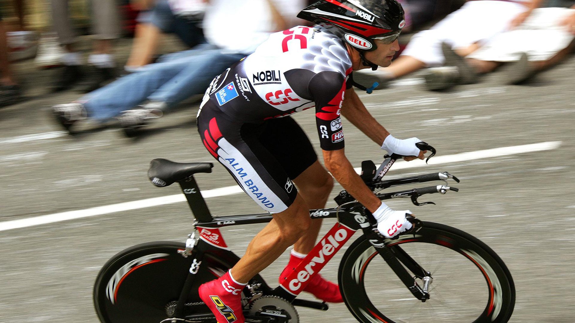 德罗赞末节狂飙18分化身关键先生，上海男篮一波流收割浙江！